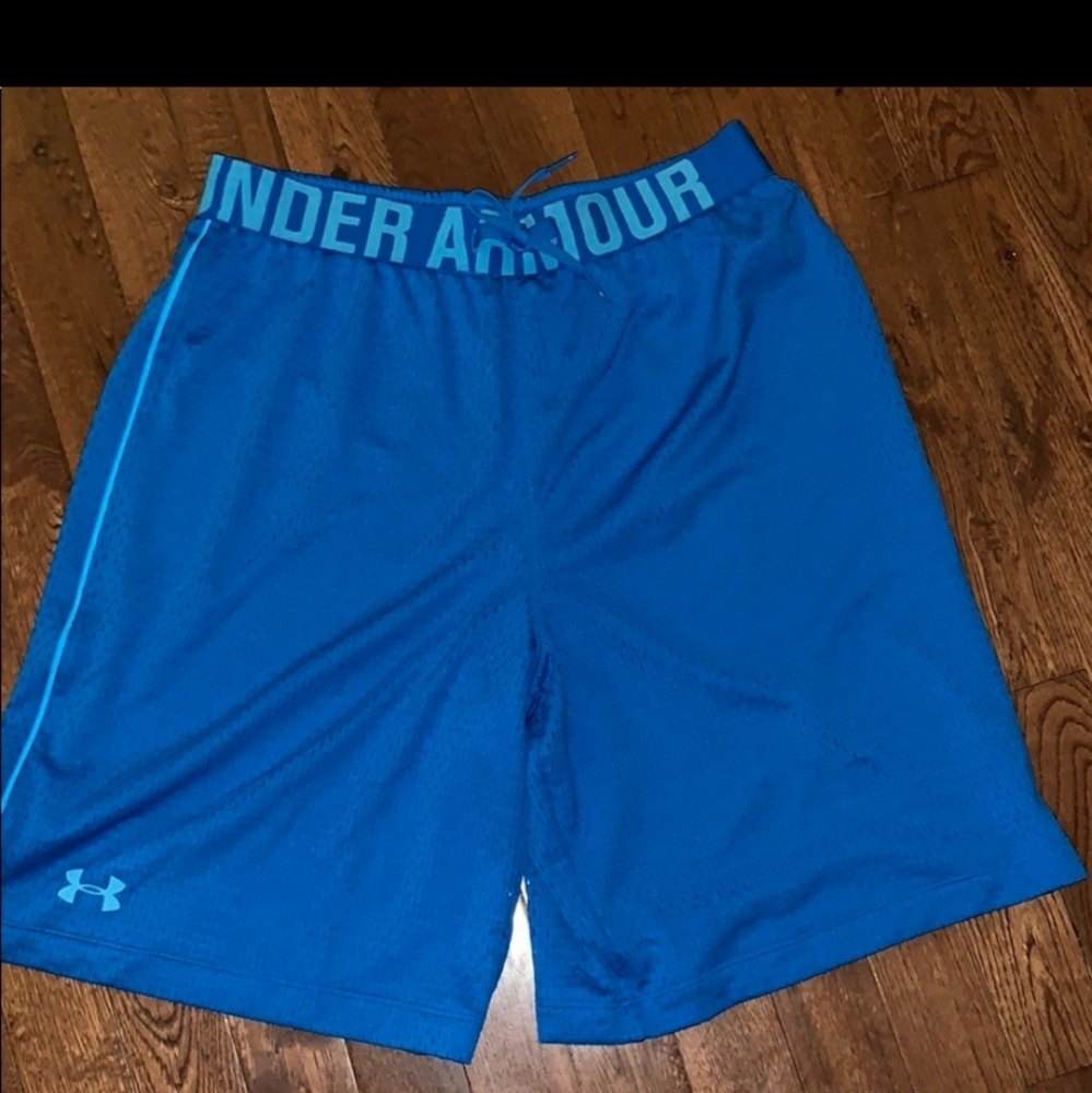 *SOLD NEW Under Armour Shorts (Small)